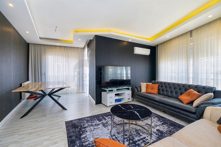 4+1 Duplex-Wohnung im Wohnbezirk Kyzylaryk - Antalya 