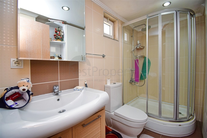 Wohnung mit 5+1 Doppelhaushälfte in Meidankavagy - Antalya 