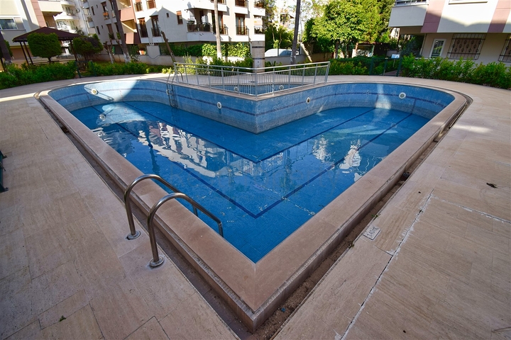 Wohnung mit 5+1 Doppelhaushälfte in Meidankavagy - Antalya 