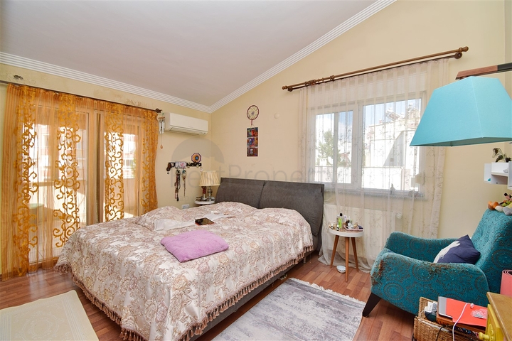 Wohnung mit 5+1 Doppelhaushälfte in Meidankavagy - Antalya 