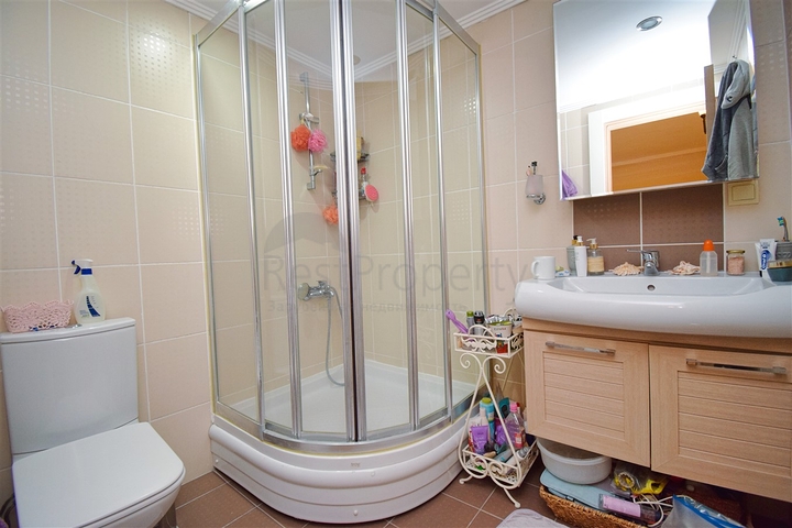 Wohnung mit 5+1 Doppelhaushälfte in Meidankavagy - Antalya 