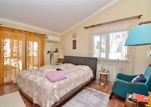 Wohnung mit 5+1 Doppelhaushälfte in Meidankavagy - Antalya 