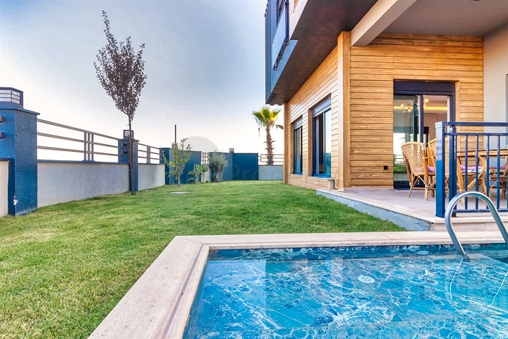 5+1-Villen im Stadtteil Doshemealty - Antalya