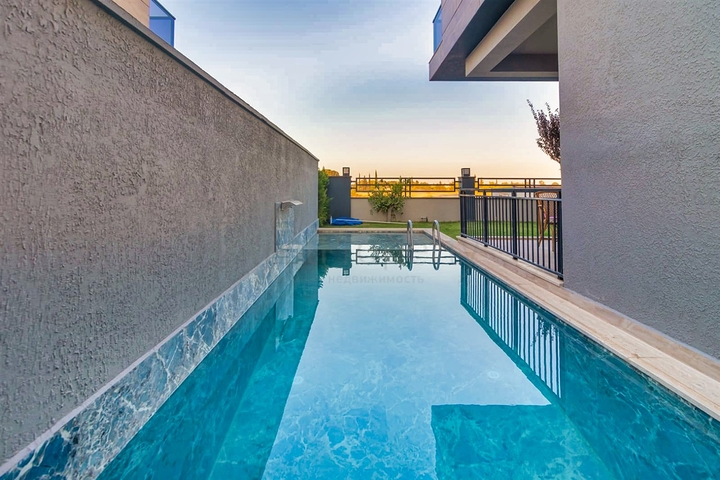 5+1-Villen im Stadtteil Doshemealty - Antalya