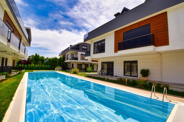 3+1 Wohnung in der Wohngegend Güzeloba - Antalya  