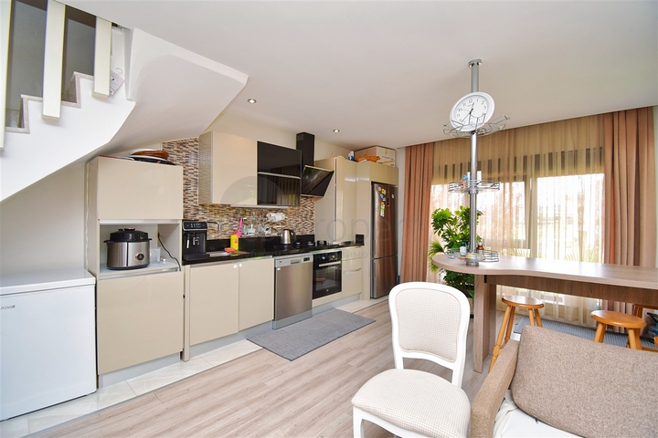 3+1 Wohnung in der Wohngegend Güzeloba - Antalya  