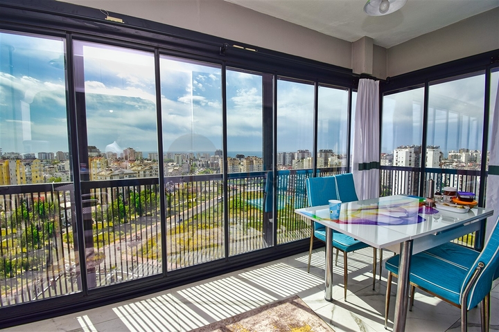 Wohnung 5+1 Duplex in der Wohngegend Çaglayan - Antalya 