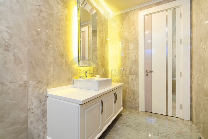 Villa mit 4+2 Grundrissen in der Region Doshemealty - Antalya 