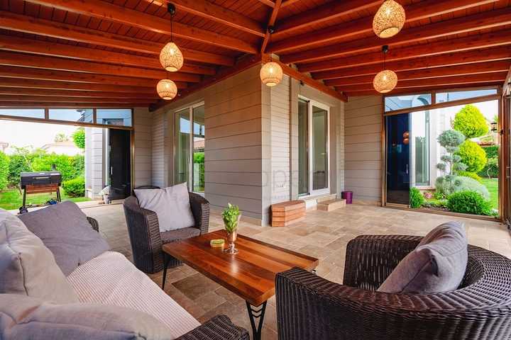 Villa mit 4+2 Grundrissen in der Region Doshemealty - Antalya 