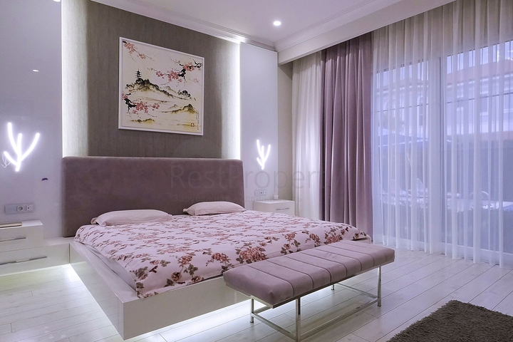 Villa mit 4+2 Grundrissen in der Region Doshemealty - Antalya 