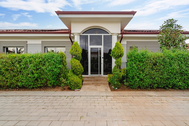 Villa mit 4+2 Grundrissen in der Region Doshemealty - Antalya 