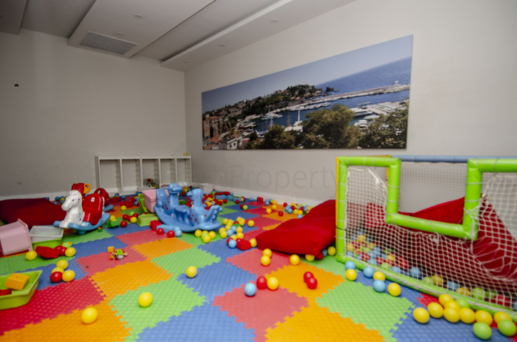 Villa mit 4+2 Grundrissen in der Region Doshemealty - Antalya 