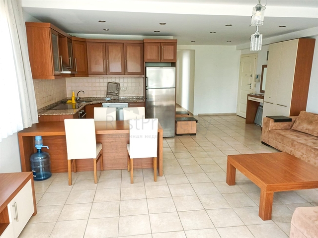 2+1 Wohnung in der Wohngegend Güzeloba - Antalya 