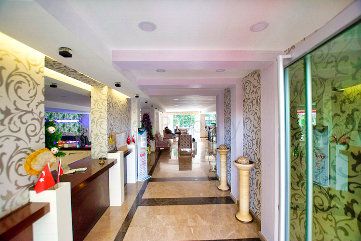 2+1 Wohnung in der Wohngegend Güzeloba - Antalya 