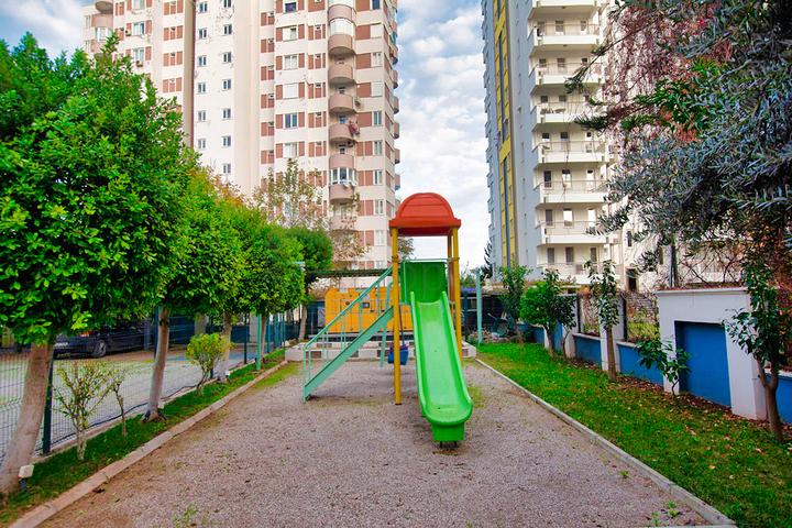 2+1 Wohnung in der Wohngegend Güzeloba - Antalya 