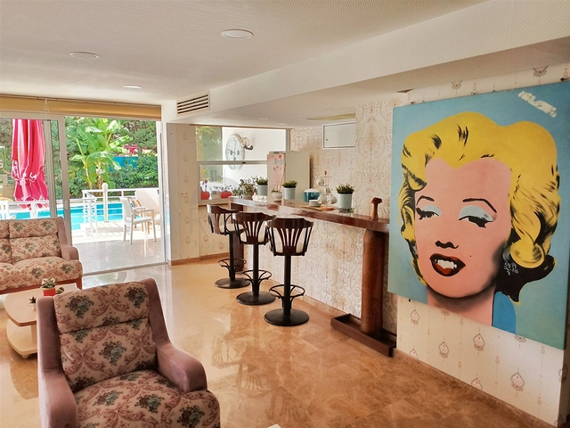 2+1 Wohnung in der Wohngegend Güzeloba - Antalya 