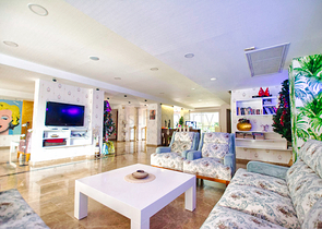 2+1 Wohnung in der Wohngegend Güzeloba - Antalya 