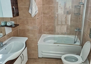 2+1 Wohnung in der Wohngegend Güzeloba - Antalya 