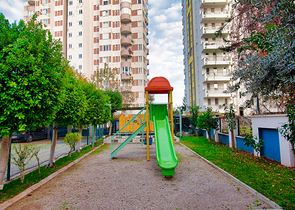 2+1 Wohnung in der Wohngegend Güzeloba - Antalya 