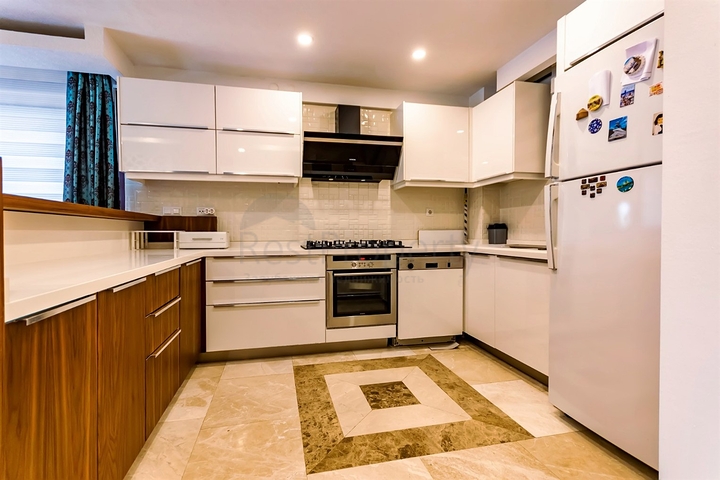 Villa mit 5+2 Grundrissen in Sarysu - Antalya