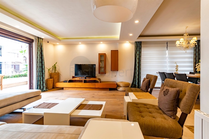 Villa mit 5+2 Grundrissen in Sarysu - Antalya