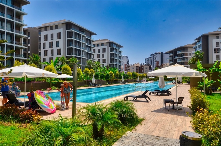 Apartment mit 3+1 Grundriss in der Wohngegend Gyursou - Antalya