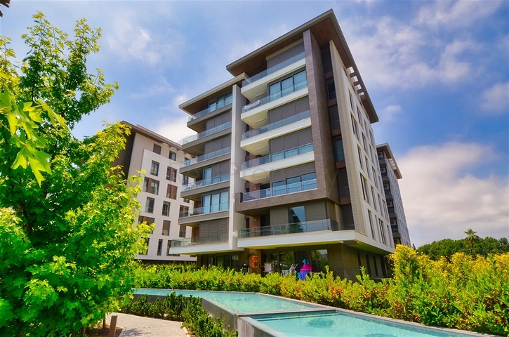 Apartment mit 3+1 Grundriss in der Wohngegend Gyursou - Antalya