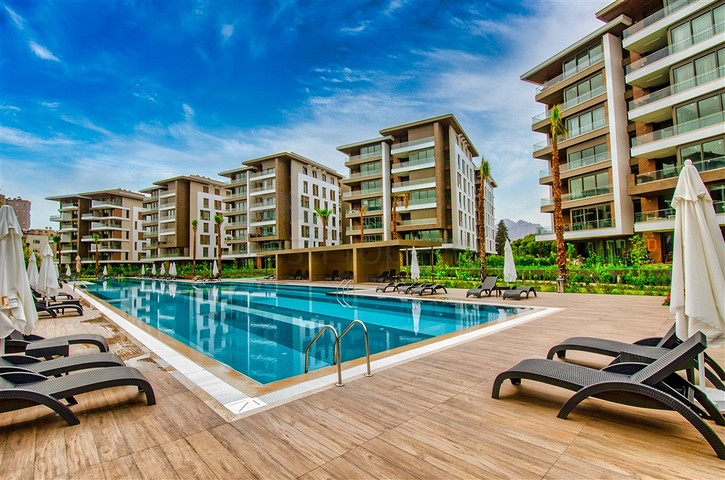 Apartment mit 3+1 Grundriss in der Wohngegend Gyursou - Antalya