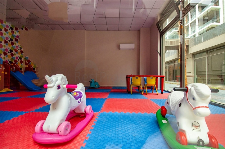 Apartment mit 3+1 Grundriss in der Wohngegend Gyursou - Antalya