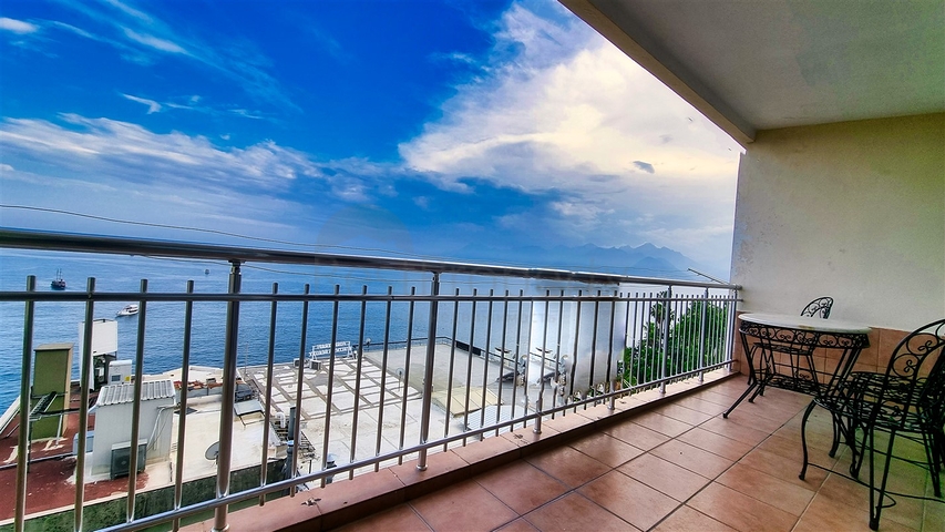 3+1 Wohnung im Zentrum von Antalya 