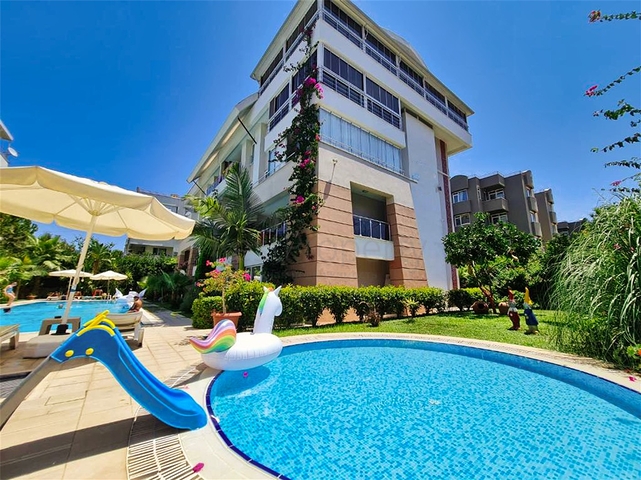 Apartment mit 3+1 Grundriss im Stadtteil Kemer - Antalya 