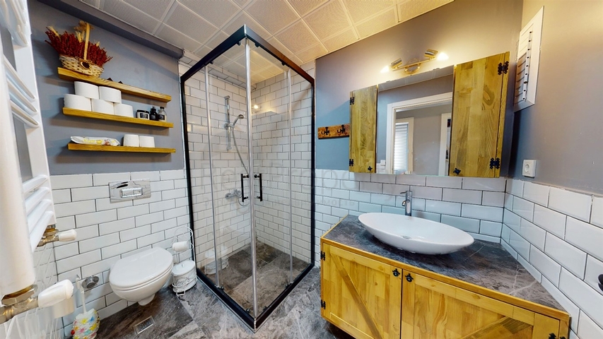 Wohnung mit 6+1 Doppelhaushälfte in der Nachbarschaft von Uncaly - Antalya 