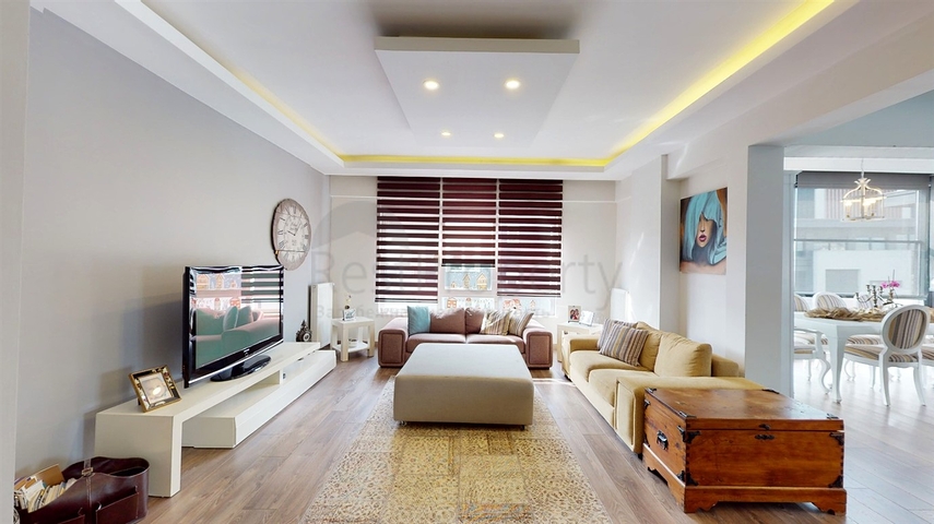 Wohnung mit 6+1 Doppelhaushälfte in der Nachbarschaft von Uncaly - Antalya 