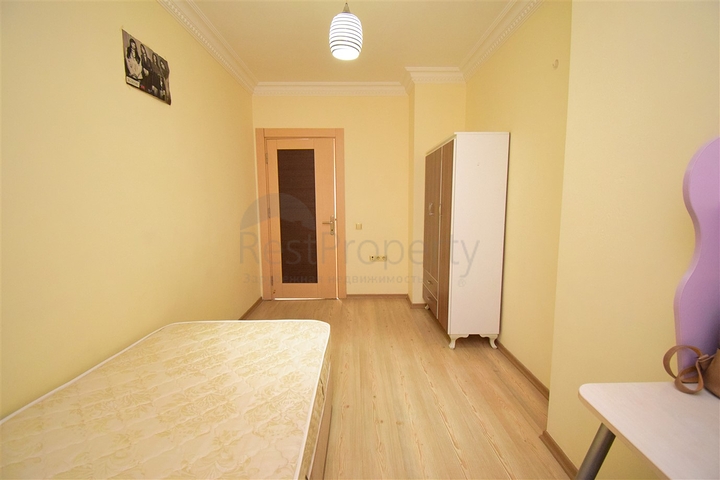 Wohnung mit 6+2 Doppelhaushälfte im Zentrum von Antalya 