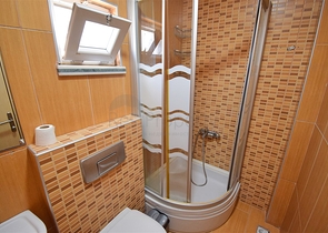 Wohnung mit 6+2 Doppelhaushälfte im Zentrum von Antalya 