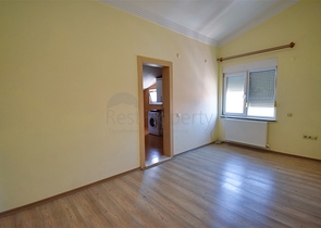 Wohnung mit 6+2 Doppelhaushälfte im Zentrum von Antalya 