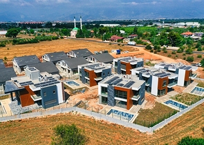 4+1-Villen im Stadtteil Doshemealty - Antalya 