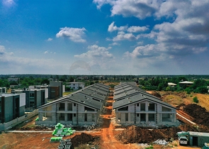 4+1-Villa in der Region Doshemealty - Antalya 