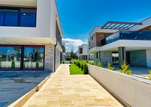 Wunderschöne 4+1-Villa im Stadtteil Kemer - Antalya 