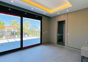 Wunderschöne 4+1-Villa im Stadtteil Kemer - Antalya 