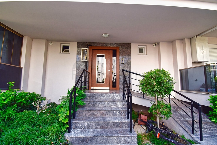 Wohnung 3+2 Duplex in der Wohngegend von Persimmon - Antalya 