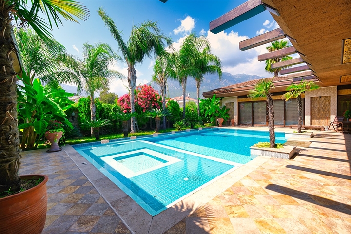 Villa mit 5+1 Grundrissen in Kemer - Antalya 