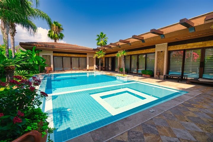 Villa mit 5+1 Grundrissen in Kemer - Antalya 