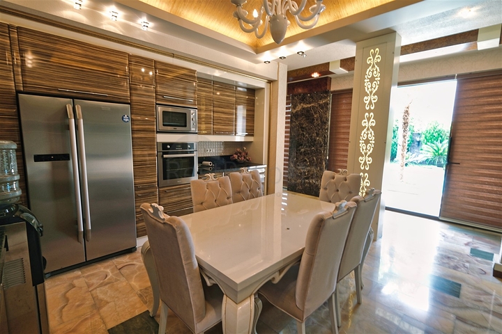 Villa mit 5+1 Grundrissen in Kemer - Antalya 