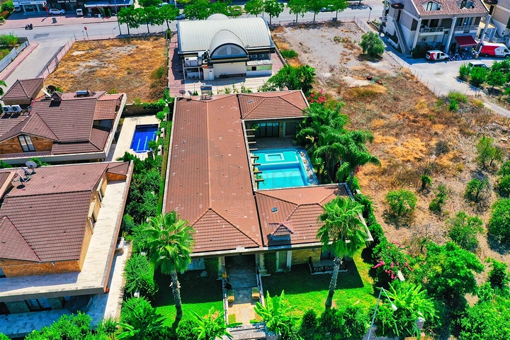 Villa mit 5+1 Grundrissen in Kemer - Antalya 