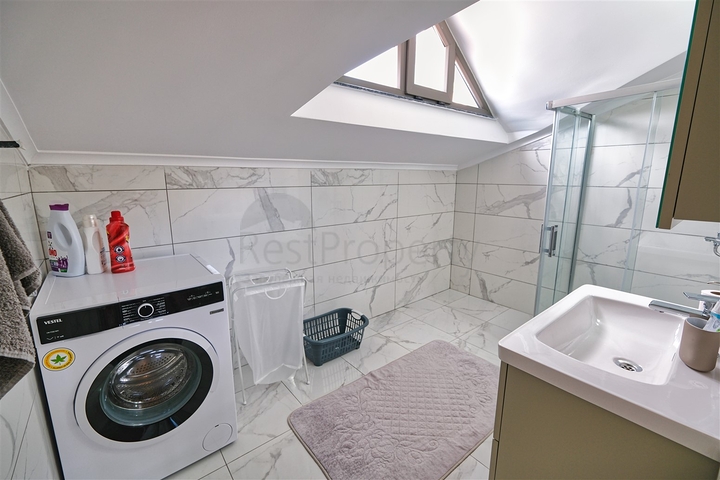 Reihenhaus mit 3+1 Grundrissen im Stadtteil Kemer - Antalya   Reihenhaus mit 3+1 Grundrissen im Stadtteil Kemer - Antalya