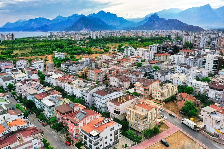 3+1 Wohnung in der Wohngegend Kushkavaga - Antalya 