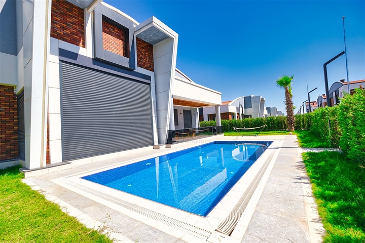 Premium-Villen in der Region Doshemealty - Antalya 