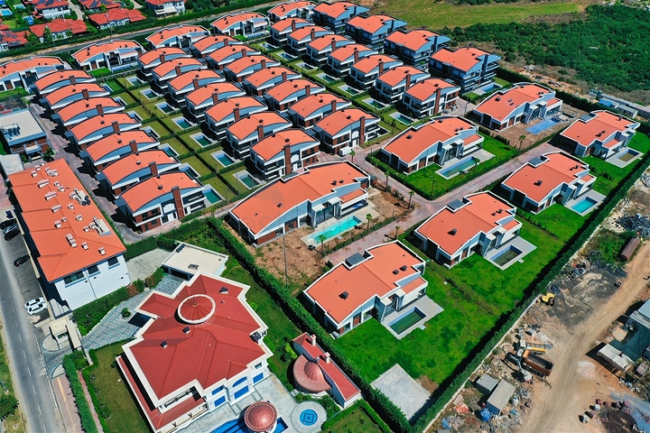 Premium-Villen in der Region Doshemealty - Antalya 