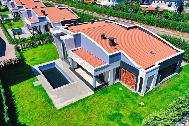 Premium-Villen in der Region Doshemealty - Antalya 